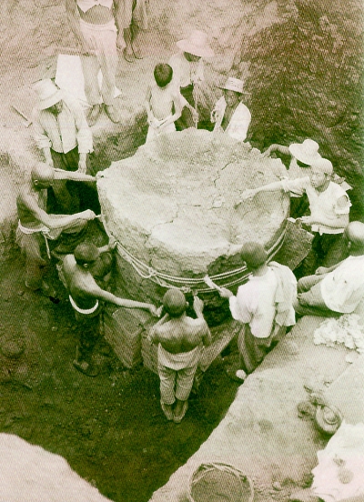 写在甲骨上的中国自信